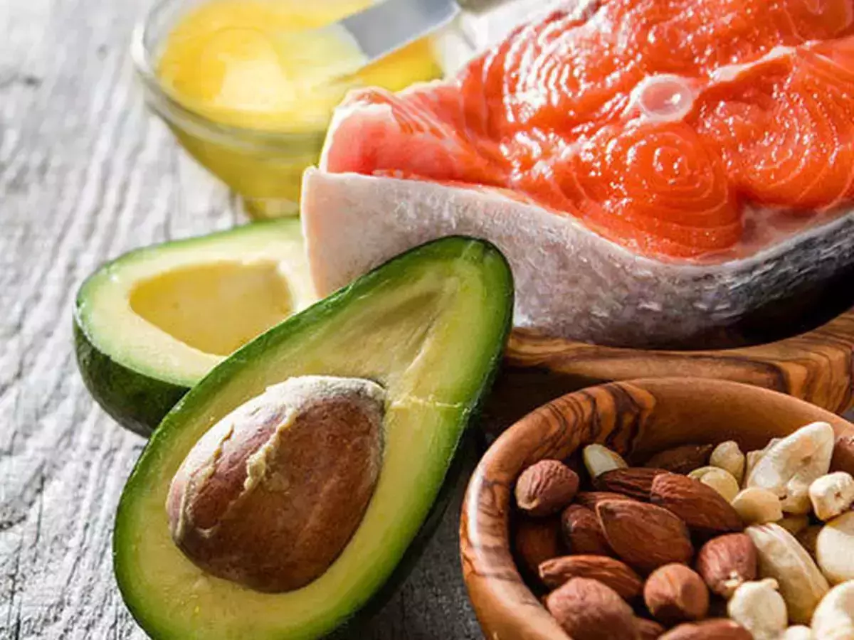 LCHF — принцип здорового питания: Low Carb High Fat — мало углеводов, много жиров Медведь и Слон 1